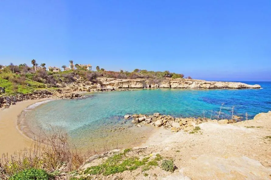 Villa Evergreen - 3Bed Bungalow Large Pool Protaras