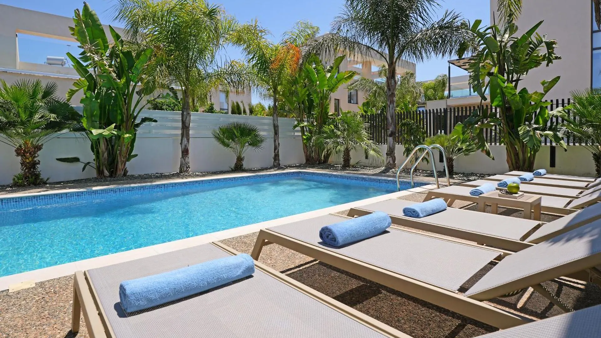 Villa Evergreen - 3Bed Bungalow Large Pool Protaras Holiday home